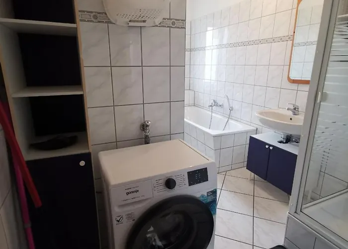 Citywohnung - Gemuetliche Fuer Urlauber & Berufstaetige Lägenhet *