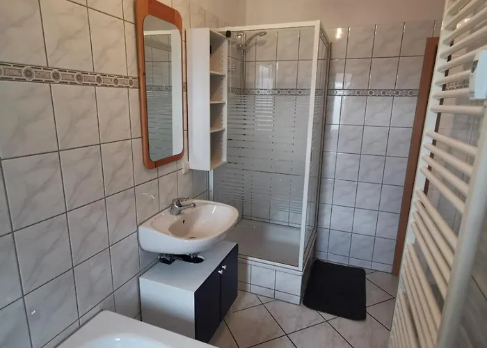 Lägenhet Citywohnung - Gemuetliche Fuer Urlauber & Berufstaetige